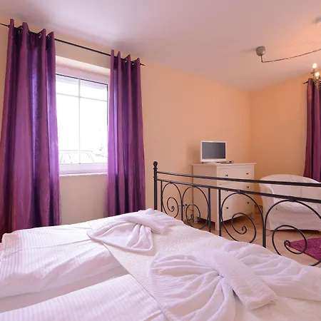 Garni Auszeit Отель Больтенхаген