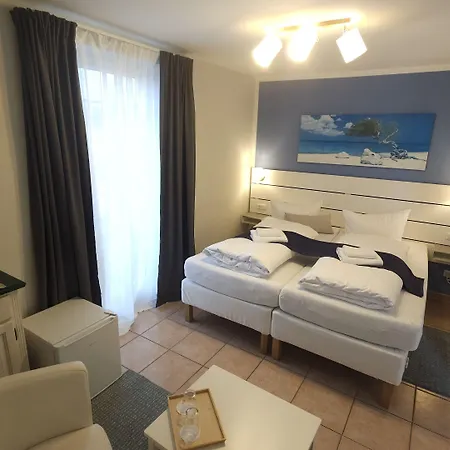 Garni Auszeit Отель Больтенхаген