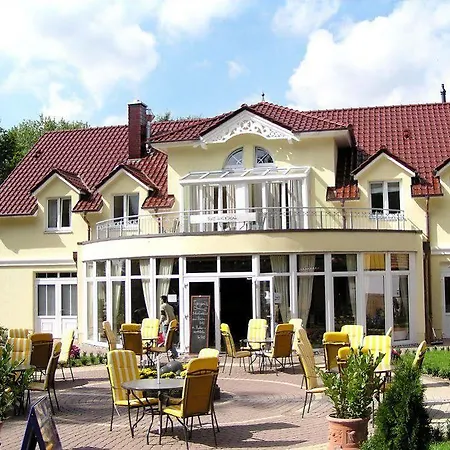 Garni Auszeit Отель Больтенхаген